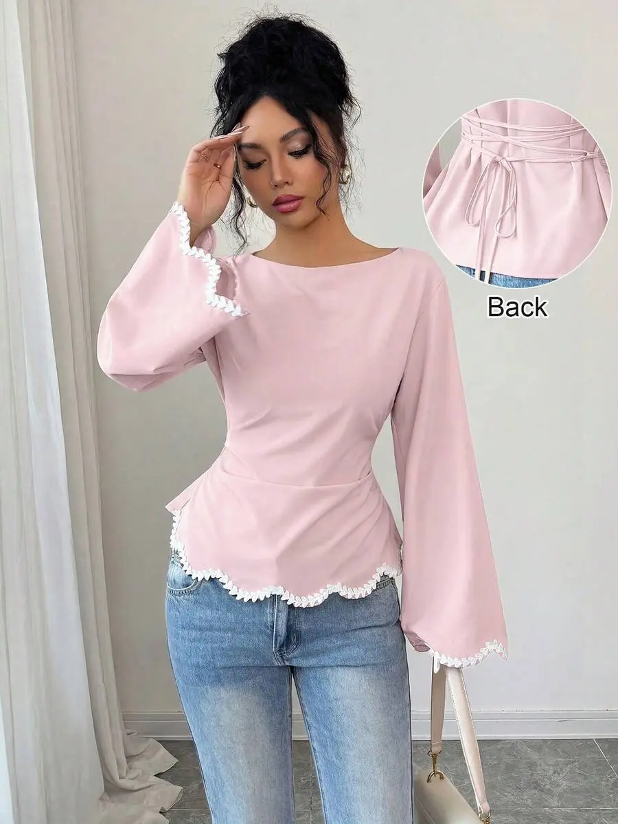 1pc Women's Spring/Summer Wavy Heart Woven Trim Ruched Waist Blouse