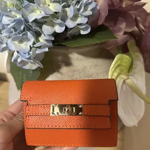 Ultra-Thin Leather Credit Card Holder with Lock, Exquisite Compact Zipper Card Case for Daily Travel, Neutral Style, Card Organizer