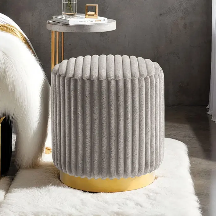 YOLANDA Contemporary Stool