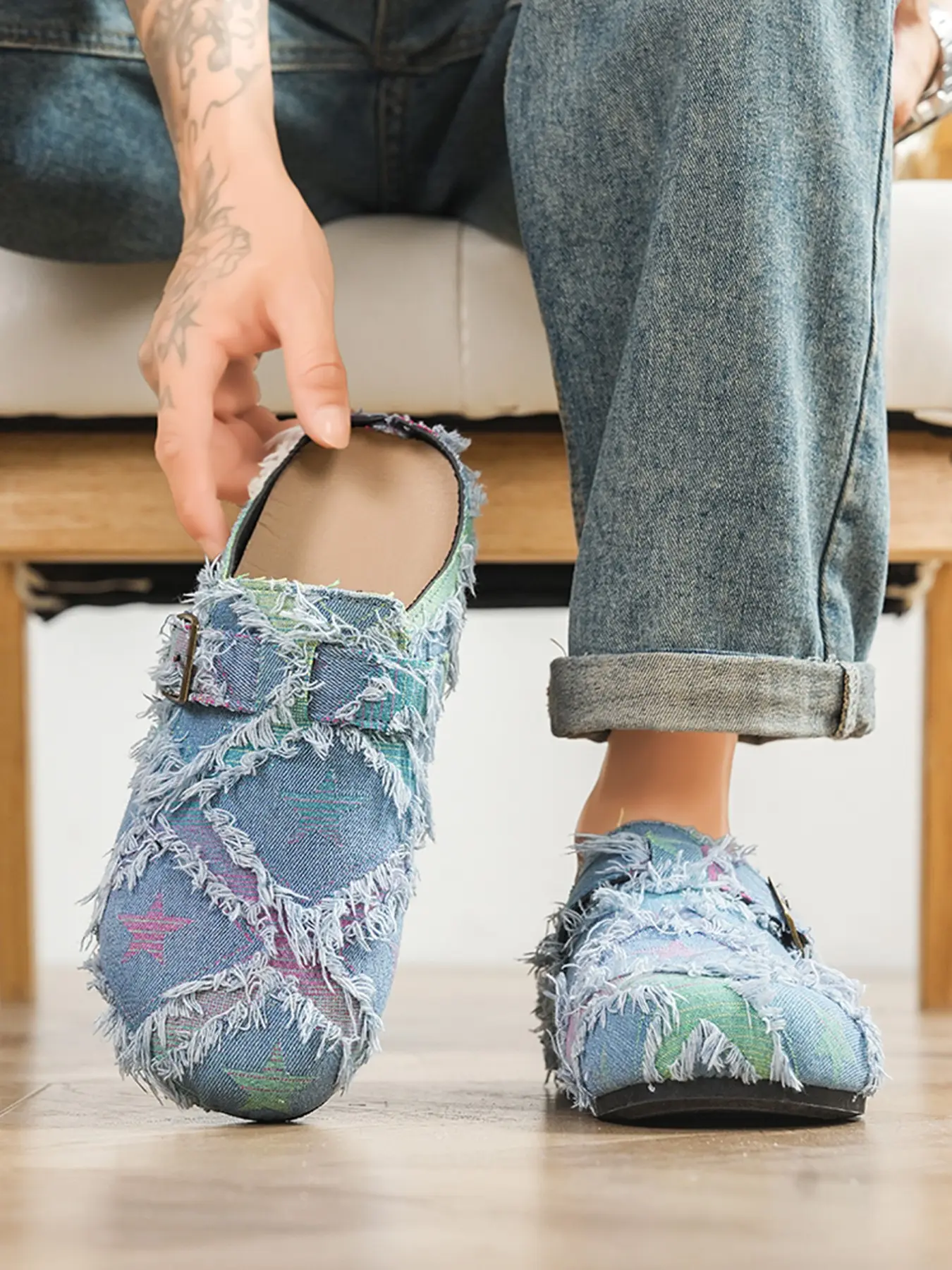 Men's Retro Vintage Cowboy Slip On Mules with Star Print Buckle, Versatile Casual Walking Flat Shoes, 39-46 Sizes, Perfect for Outdoor Activities