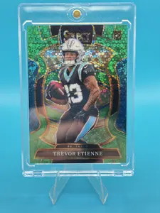 2025 Panini Select #45 Trevor Etienne Green Disco Prizm #/5