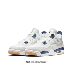 White and Blue Full-Grain Leather Mesh Panel Mid-Top Retro Basketball Shoes