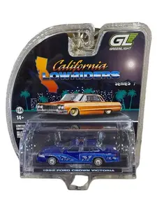 Greenlight 1992 Ford Crown Victoria Lowrider - Blue with Lightbar Diecast Model Car