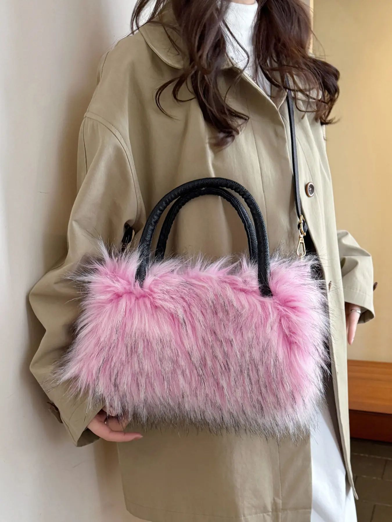 Red fur bag - TikTok Shop
