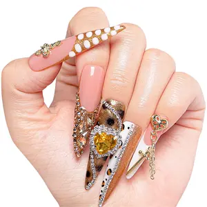 LOVFUL Regal Glitz Handmade Reusable Full Cover Press on Nails H259