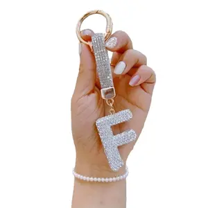26 English Letters Keychain, Ceramic Clay Inlaid Diamond Round Buckle, Car Keychain & Bag Pendant, Exquisite Women's Style with Diamond Rope Hanging Ornament | Car Keys & Handbag Accessory Gift | Perfect Gift Idea