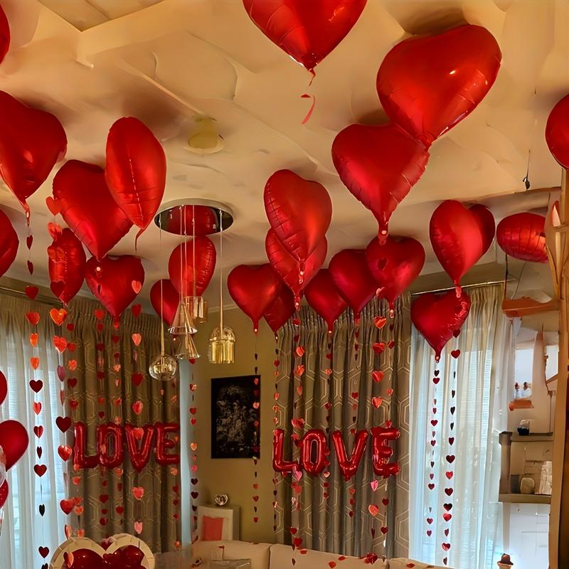 17-piece set of red heart-shaped balloons with "I Love You" lettering, suitable for Valentine's Day, bridal showers, marriage proposals, wedding party decorations, Halloween decorations, and Christmas decorations.