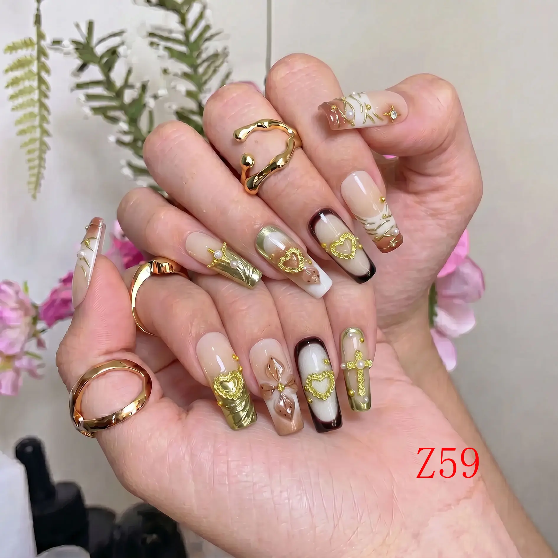 NailBeeBee Z59 1.0 Inch Press On Nails, 10 Pcs Handmade Salon-Quality Reusable Acrylic Kit, Medium Square with Coffee Brown Gradient & Gold Charms