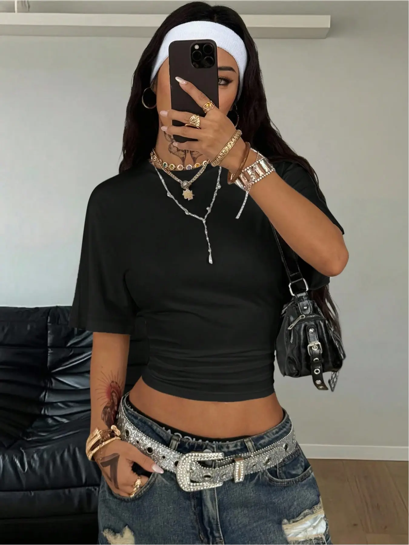 Y2K minimalist Basic black lightweight elastic loose pleated Fit crop top fabric for women's summer casual back-to-school street style Streetwear