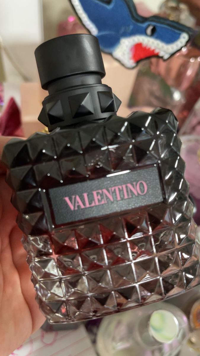 Item: eau de parfum intense spray 3.4 oz