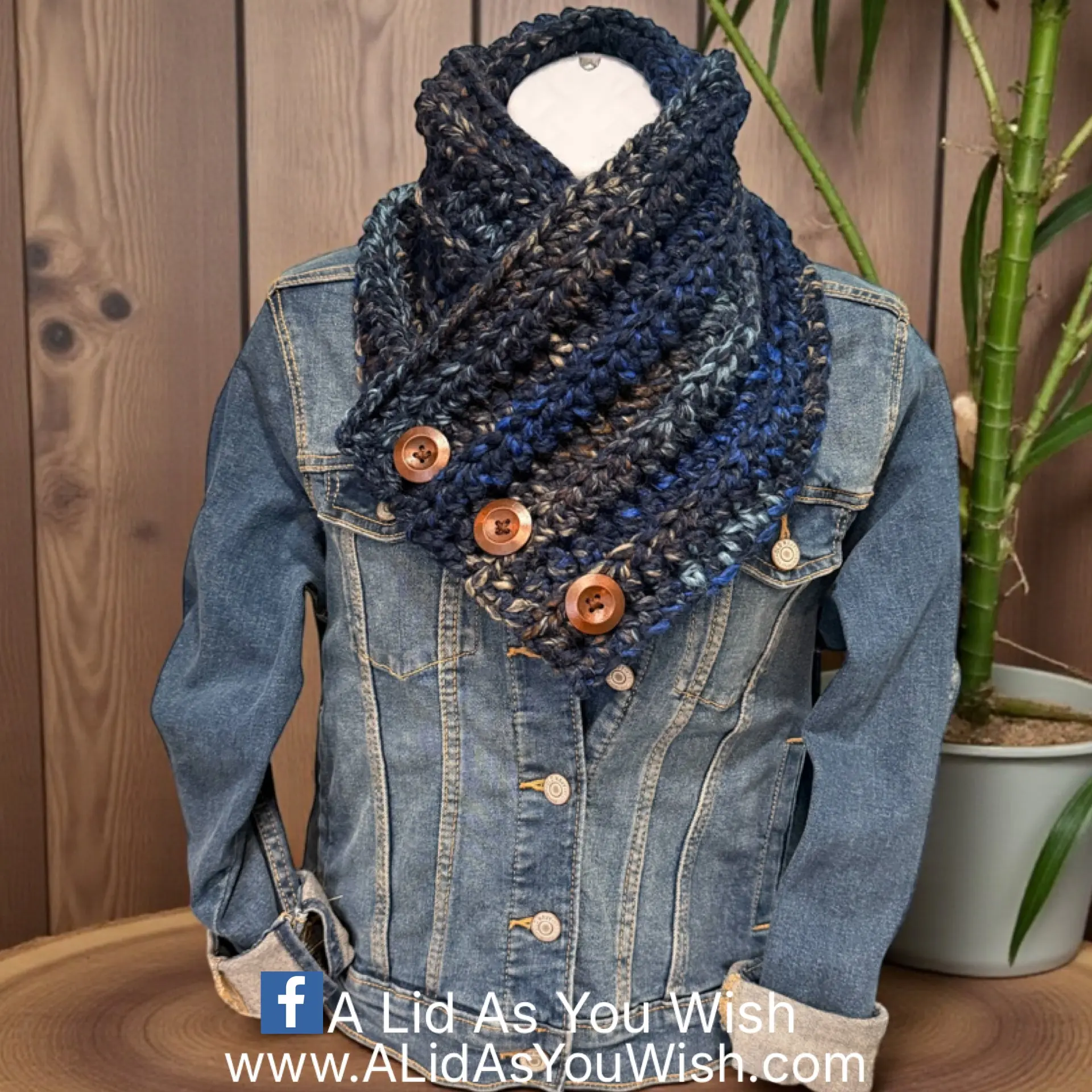 Crochet Cowl