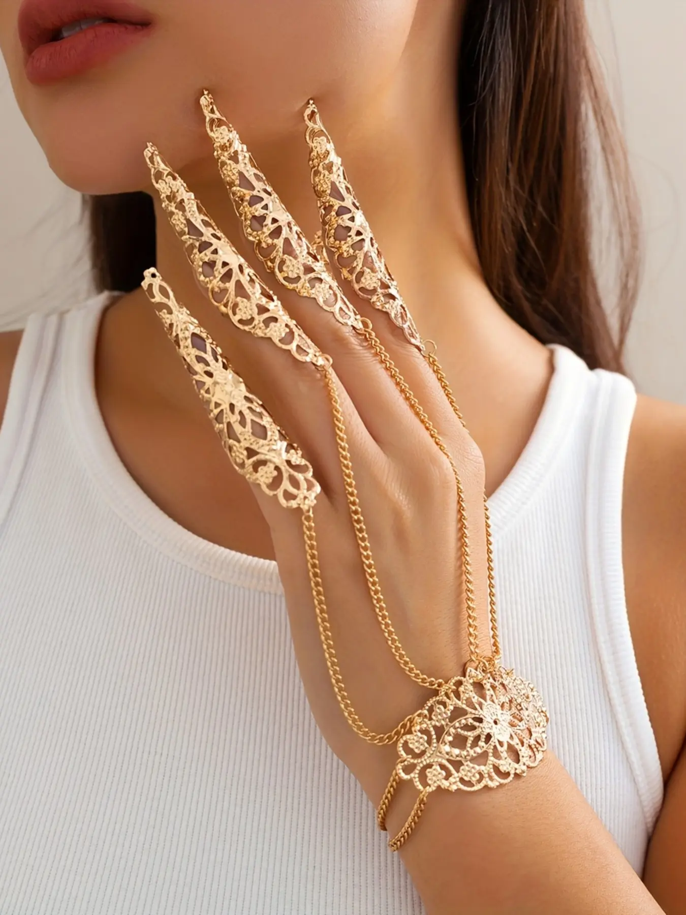 Punk Gothic Exaggerated Fingerless Bracelet, Hollow Cone Tassel Back-Of-Hand Chain, Sporty Style Zinc Alloy Jewelry for All Seasons, Witchy Jewelry, Trendy Jewellery Accessories, Aesthetic Jewelry, Bracelets Jewelry
