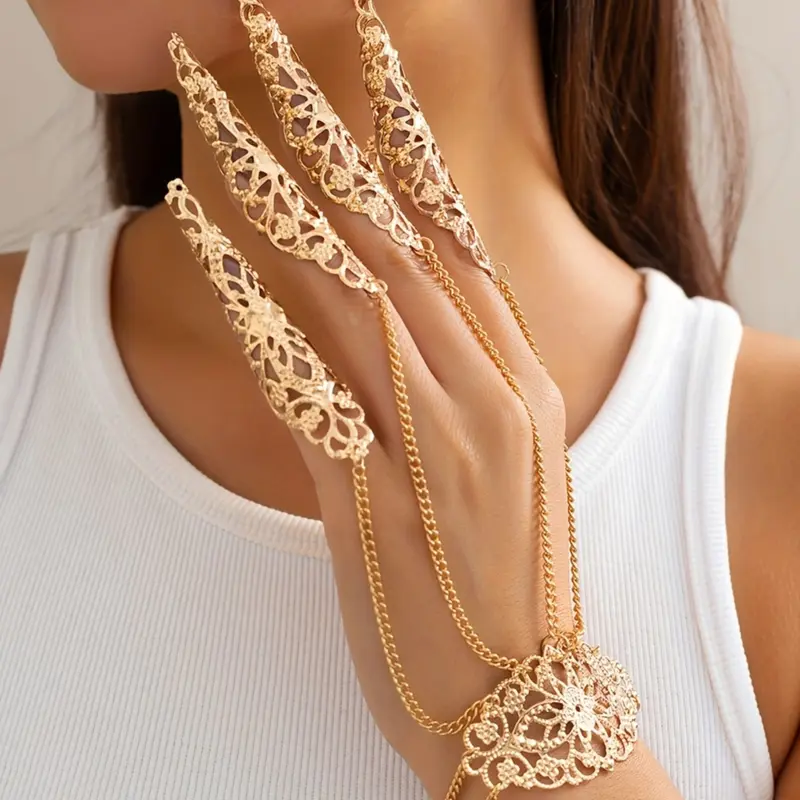 Punk Gothic Exaggerated Fingerless Bracelet, Hollow Cone Tassel Back-Of-Hand Chain, Sporty Style Zinc Alloy Jewelry for All Seasons, Witchy Jewelry, Trendy Jewellery Accessories, Aesthetic Jewelry, Bracelets Jewelry
