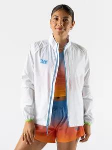Momentum Jacket | Every Woman's Marathon
