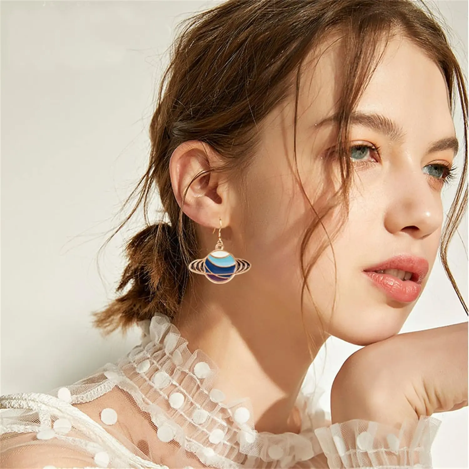 Space Earrings Galaxy Saturn Planet Dangle Earrings for Women Creative Planet Earrings Statement Earring Jewelry