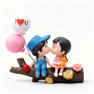 Cute Cartoon Couple Resin Car Ornament - Dashboard Decor for All Rides, Unique Collectible Home Decor Figurine