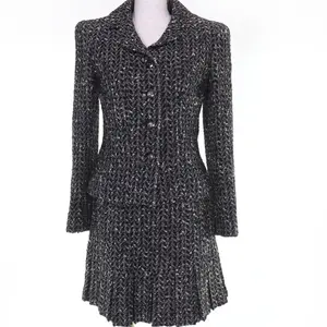 Pre-owned CHANEL Wool Small Leather Goods Tweed Jacket Skirt Set