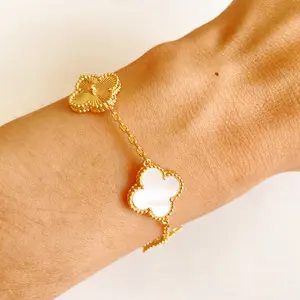 Medium Clover