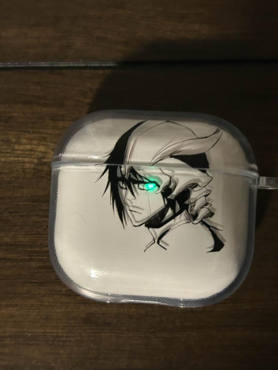 Item: Ulquiorra Cifer, AirPods 4