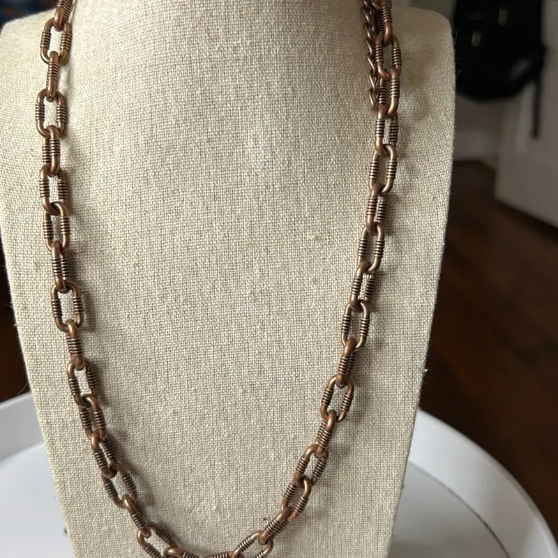 Elegant Copper Chain Necklace - Long Link Design for Stylish Outfits