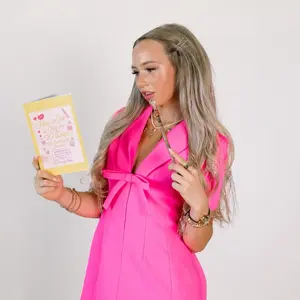 THE SPELLBOOK JOURNAL: How To Get a Guy in 10 Days