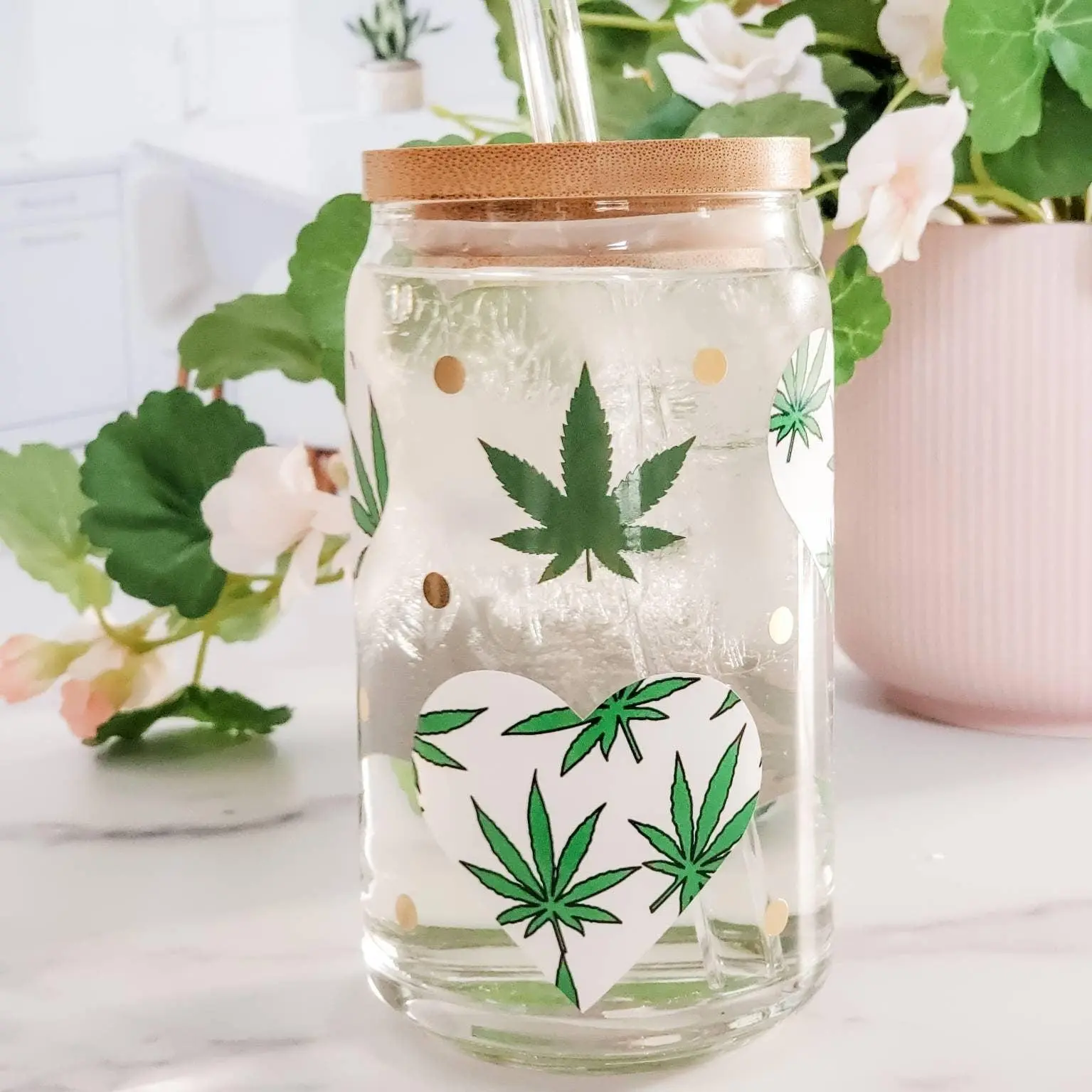 Color Changing Hemp Heart Glass Can Cup - 16oz Drinkware for Hot Girl Hydration