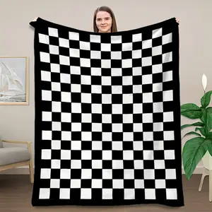 Black And White CheckeredFlannel Blanket, Warm And Comfortable, Soft to The Touch, Suitable forUse in Offices, During Naps, And Outdoors