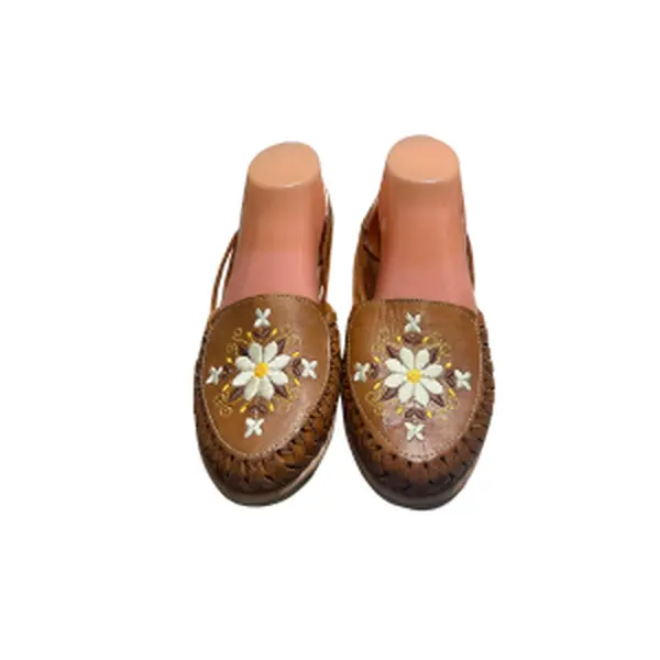 Women's Handmade Mexican Floral Leather Huarache Shoes