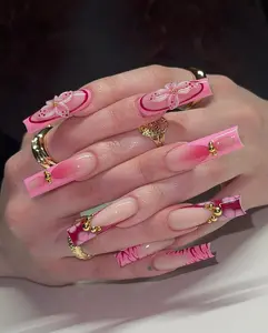 (MTO) Handcrafted Wearable Nail Art Petal Glitch Glam Hot Pink Ombre Fashion Hand Accessories
