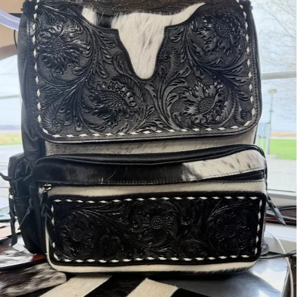 Black tooled longhorn 2