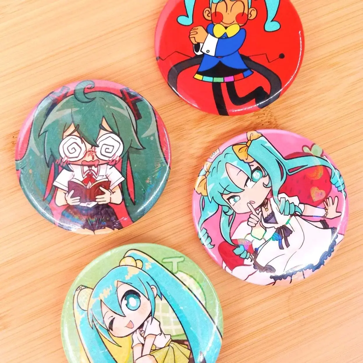 VOCALOID HATSUNE MIKU Round Character  Button Pin