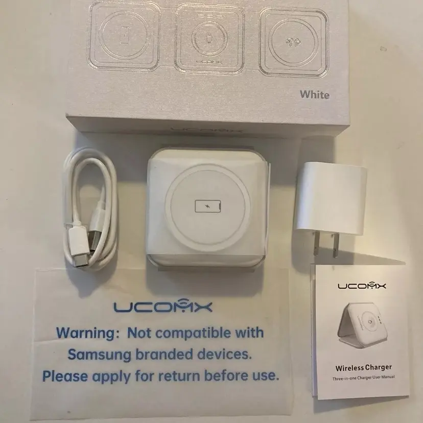 UCOMX Nano 3 in 1 Wireless Charger for iPhone XR 11 12 13 14 15 16 - Magnetic Foldable Charging