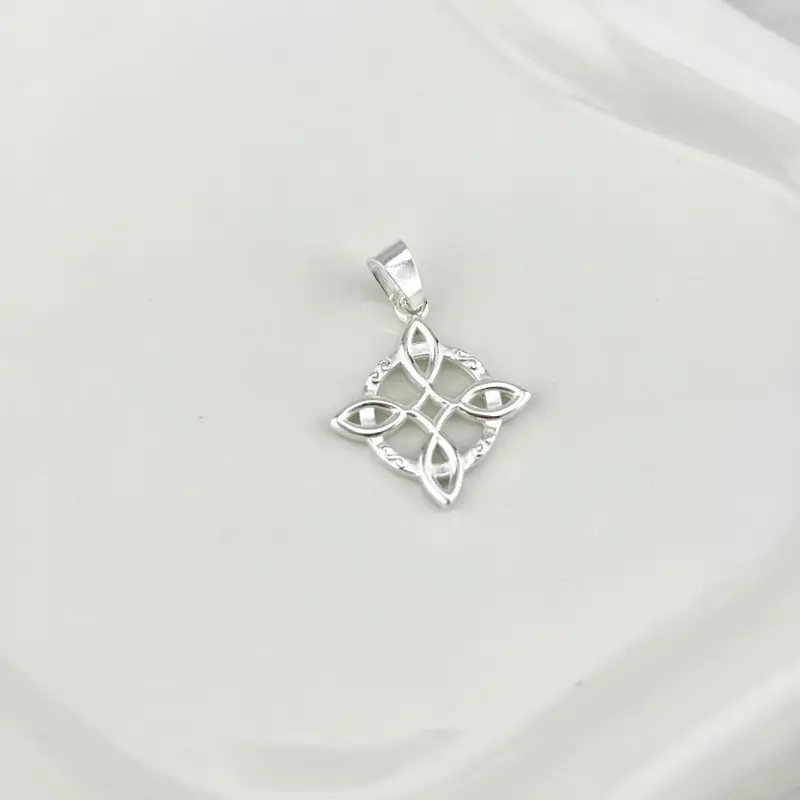 Silver 925 witch knot pendant, protection symbol