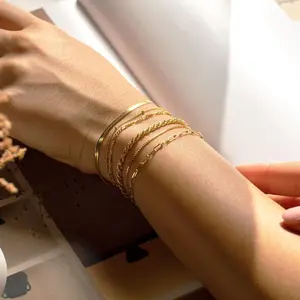FREEKISS 5PCS Bracelets For Women Waterproof Sets Trendy Thin Dainty Stackable Cuban Link Paperclip Chain Bracelet Pack Fashion Accessories Gifts For Women Girls For Valentine's Day summerwins