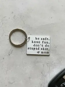 Unisex Cute Letters Design Keychains for Men, Perfect Gift To Kids From Mom, Novelty Keychain for Car Keys for New Driver Gift, Trendy Accessories for Women, Charms, Cool Keychains, Stylish Keychain