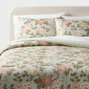 Full/Queen Traditional Floral Print Comforter and Sham Set Light Sage