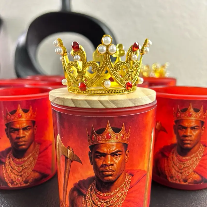 Shango Velas for Shango with Royal Crown Design and Red Theme Accessories