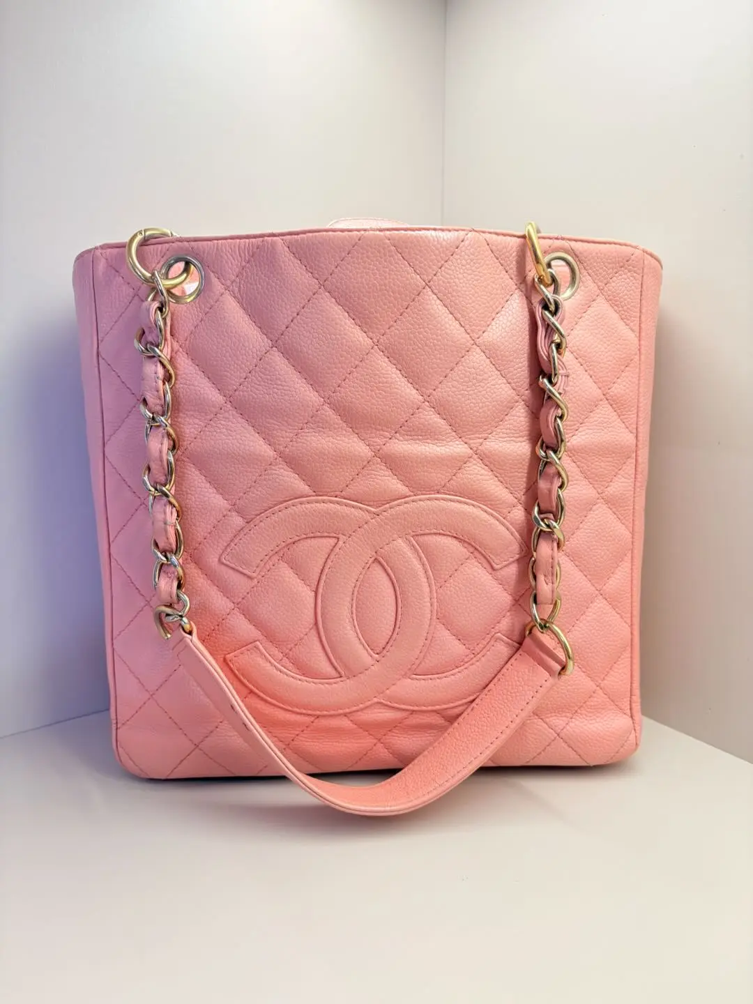 Pre-owned CHANEL Petite Shopping Tote (PST) HK A217