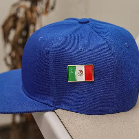 Mexico Flag Design Brooch, Lapel Brooch, Fashionable Hat Pin for Women & Men, Vintage Hat Decoration for Daily Wear, Trendy All-match & Exquisite Hat Accessories for Birthday Gift, Hat Clip, Alloy Brooch Pin, Lapel Pins