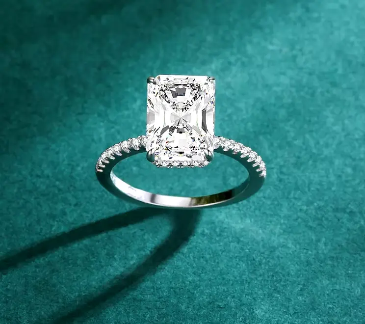 Exquisite 925 Sterling Silver 4.5CT Radiant Cut A5 Crystal Zirconia Ring (Size 5-9)