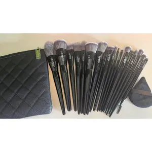 Essentials Brush Set