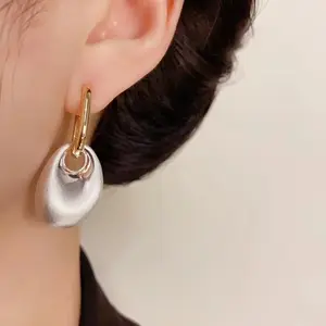 Two-tone Copper Clip On Hoop Earrings For Women Brushed Metal Fashion Jewelry Trendy New Style Elegant Daily Accessories C1991