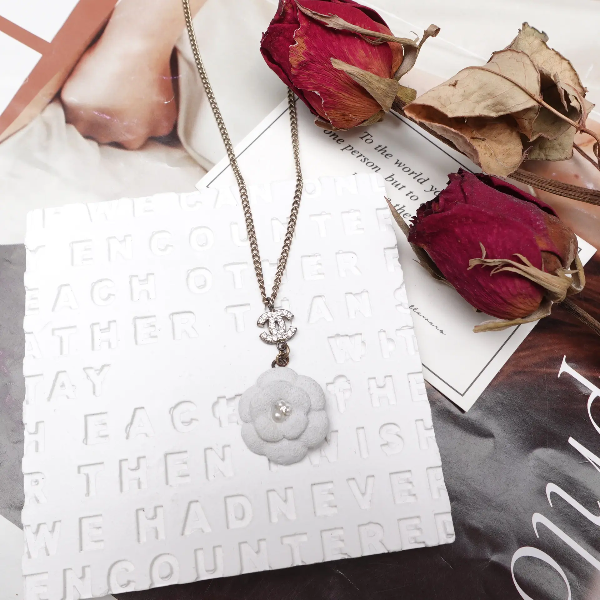 Pre-owned CHANEL metal Bag Accessories CC Necklace with Flower Pendant Jewelry