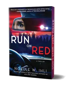 Run on Red: Deluxe Stenciled Edges -- Noelle West Ihli - Paperback