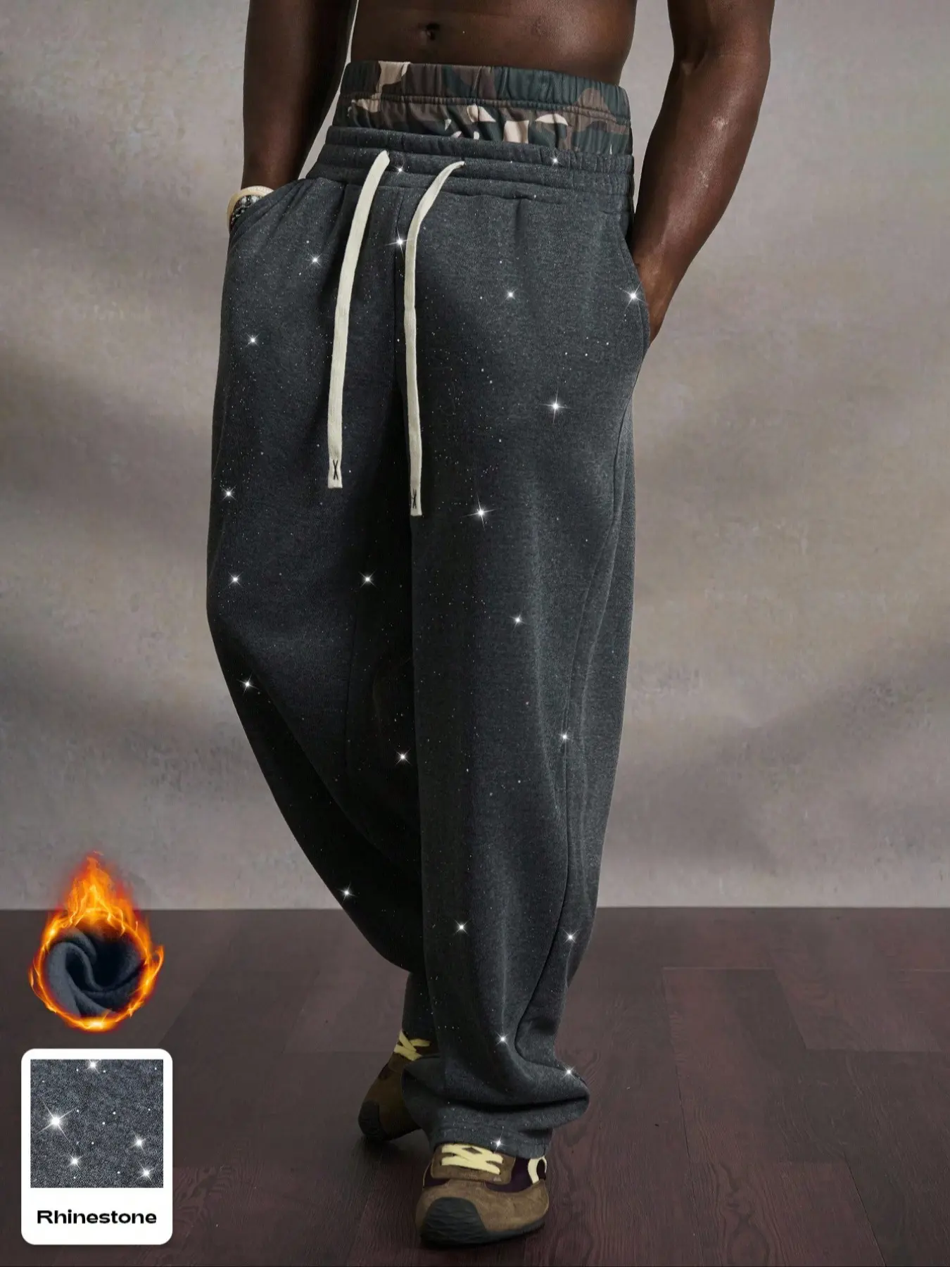 Men's camouflage patchwork 2-in-1 track pants, made of thick fleece fabric for warmth and comfort, with custom sequin embellishments and a classic patchwork design, suitable for everyday casual wear, and an essential gift item for autumn and winter.