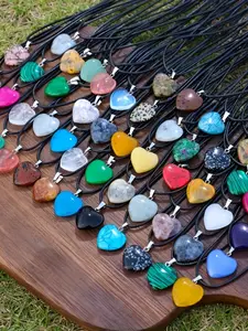 40 Pcs Heart Shaped Natural Stone Pendant Set with Necklace, DIY Jewelry Making, Valentine's Day Mother's Day Gift, 20 Pendants + 20 Chains