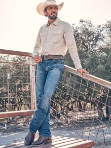 Wangler Men's Retro Slim Fit Bootcut Jean Color Harris