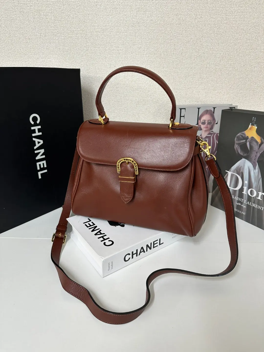 Pre-owned Valentino Leather Shoulder Bags shoulder bag/handbag, cowhide leather, brown. MRY983