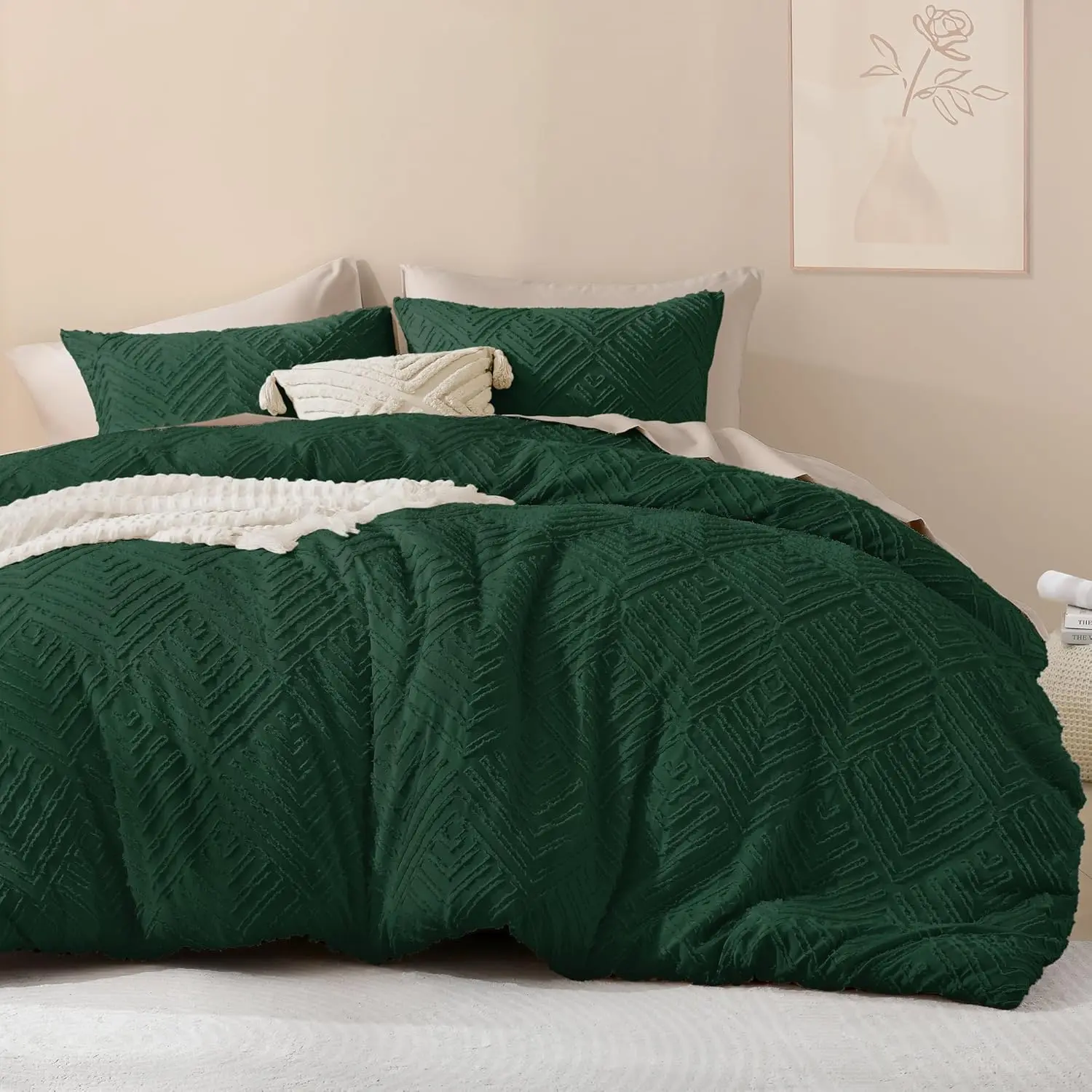 Emerald Green King Size Comforter, 3 Dark Green Tufted Boho Farmhouse Comforter Sets, Lightweight Fluffy Comforter (104x90In Comforter  2 Pillowcases)