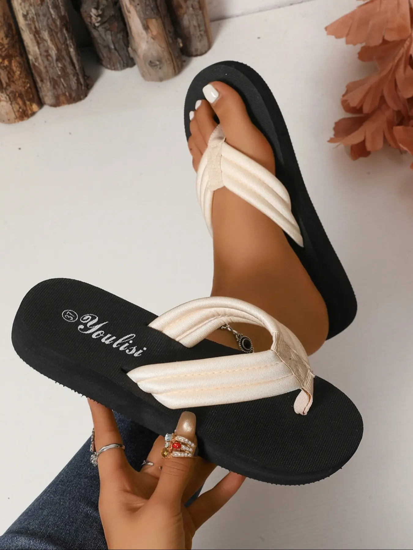 Women's Fashion Toe Thong Slippers, Flip Flops, Large Size Low Platform Elevator Sandals, Summer Outdoor Casual Thick Sole Rubber Beach Shoes, Daily Home Slippers, Flat Rubber Sandals, Flat Heel Sandals, Flat Slide Sandals, Fashionable Slide Sandals